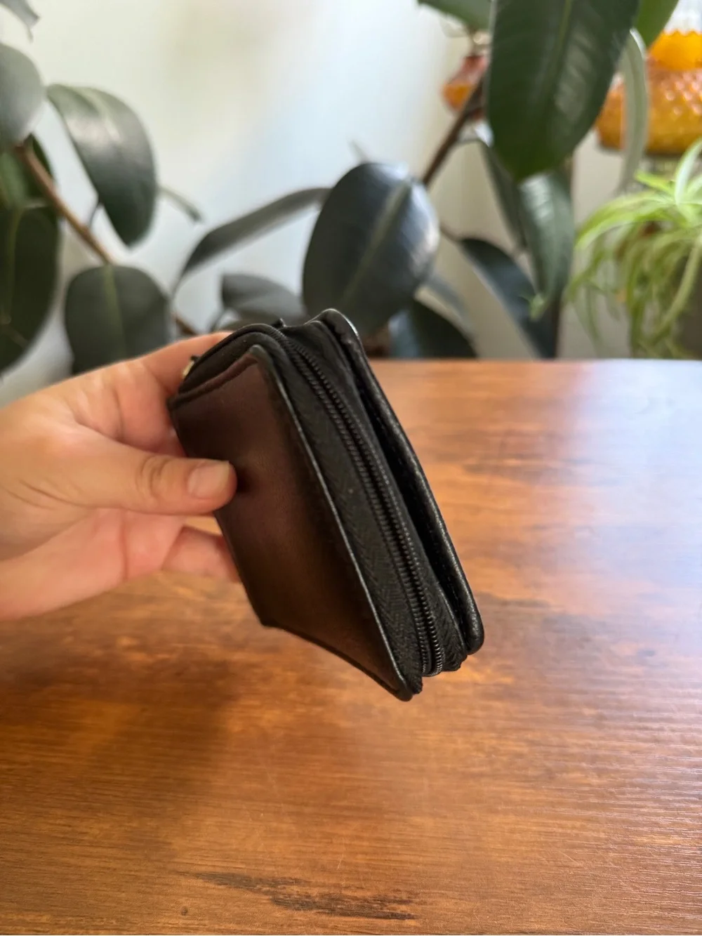 Black Leather Trifold Wallet with ID Window leather